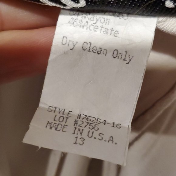 Creamy Soft Short Pleated Skirt - Marmie West - Size 13 - Picture 6 of 6